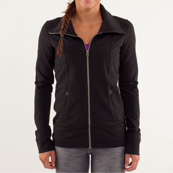 lululemon athletica Jackets & Blazers - Women’s LULULEMON Black Daily Yoga full length zip jacket- Size 8